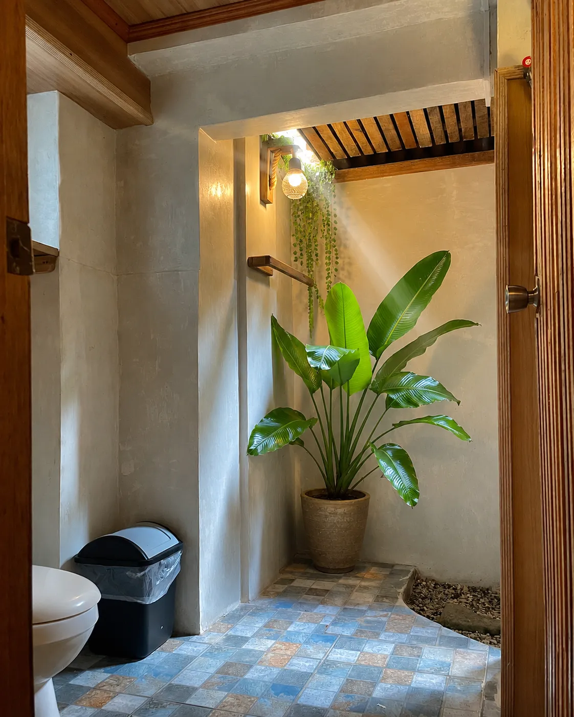 Executive Beachfront Cottage - Executive Bathroom accommodation at Patrick's on the Beach resort, Siargao Island