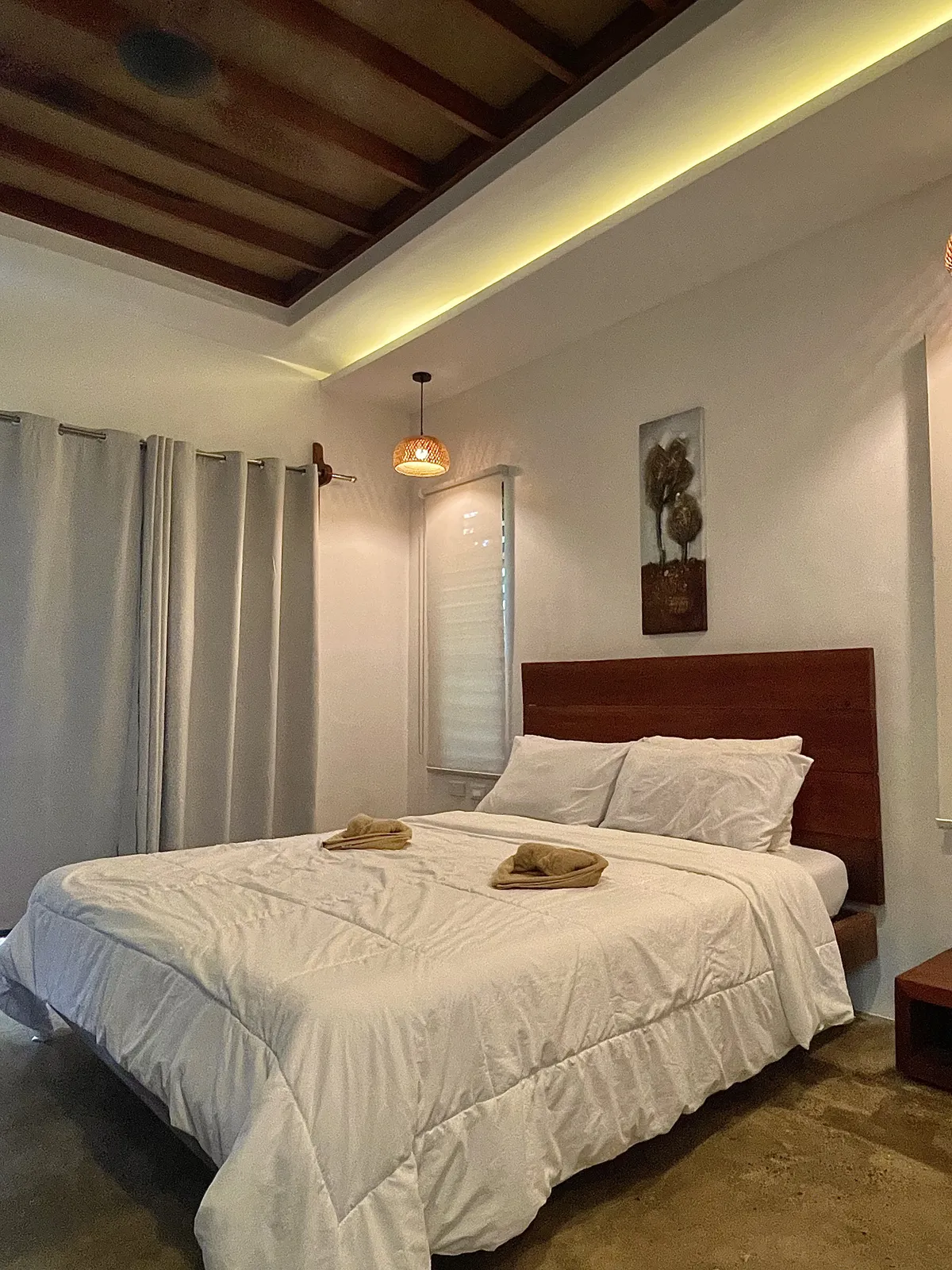 Villa Bedroom, Tropical Beachfront Villa at Patrick's on the Beach, Siargao